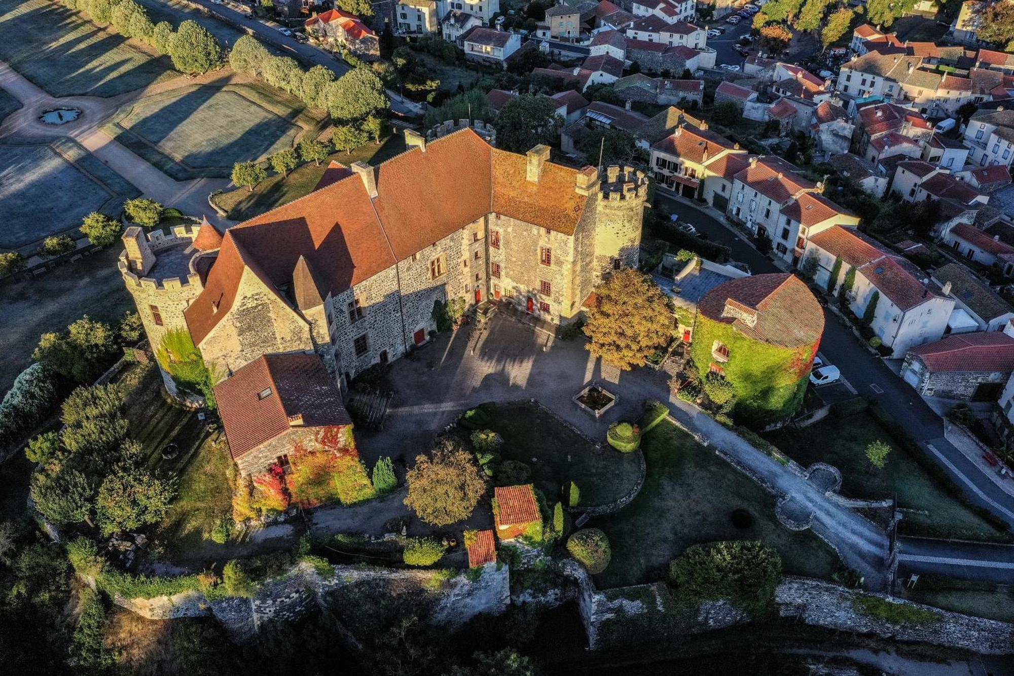 Chateau Royal De Saint-Saturnin Zewnętrze zdjęcie